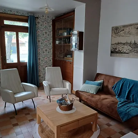 Vakantiehuis L'epicerie Maison Annees 30 *